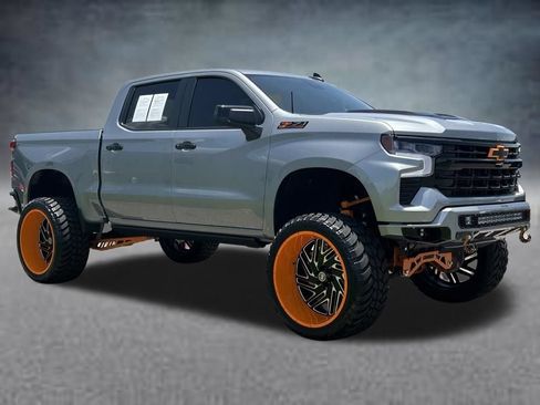 Used 2025 Chevrolet Silverado 1500 LT Trail Boss AWD/4WD image 7