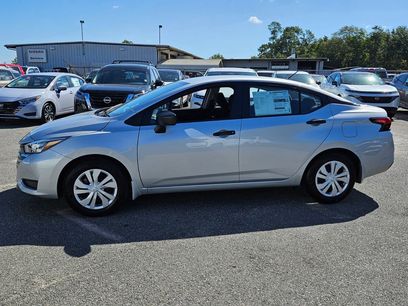 New 2025 Nissan Versa S w/ Trunk Package