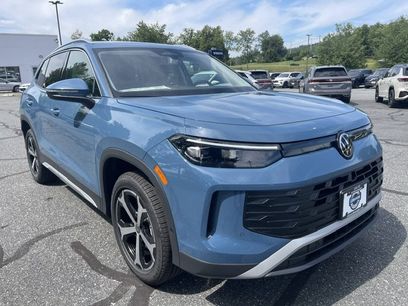 New 2026 Volkswagen Tiguan SE