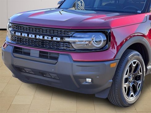 New 2025 Ford Bronco Sport Outer Banks w/ Outer Banks Tech Package+ image 39