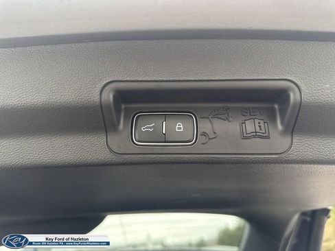 Used 2023 Ford Explorer XLT w/ Equipment Group 202A image 25