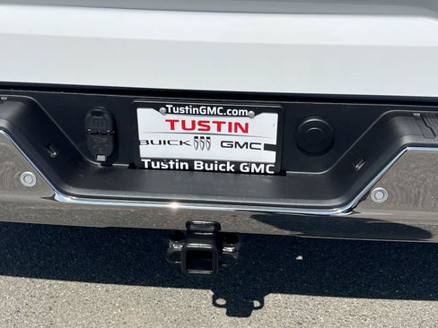 New 2026 GMC Sierra 1500 Pro w/ Pro Value Package AWD/4WD image 26