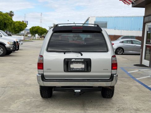 Used 1998 Toyota 4Runner SR5 RWD image 9