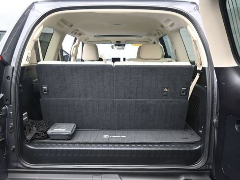 Used 2022 Lexus GX 460 Premium AWD/4WD image 32