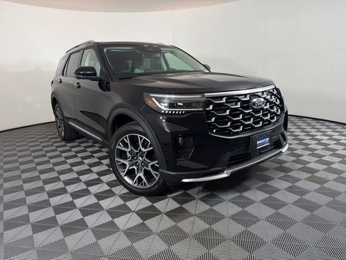 Used 2025 Ford Explorer Platinum w/ Ultimate Package AWD/4WD image 1