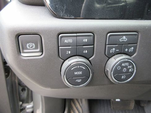 Certified 2024 Chevrolet Silverado 1500 LT Trail Boss w/ LPO, Dark Essentials Package AWD/4WD image 28