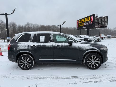 Used 2022 Volvo XC90 T6 Inscription w/ Advanced Package image 10