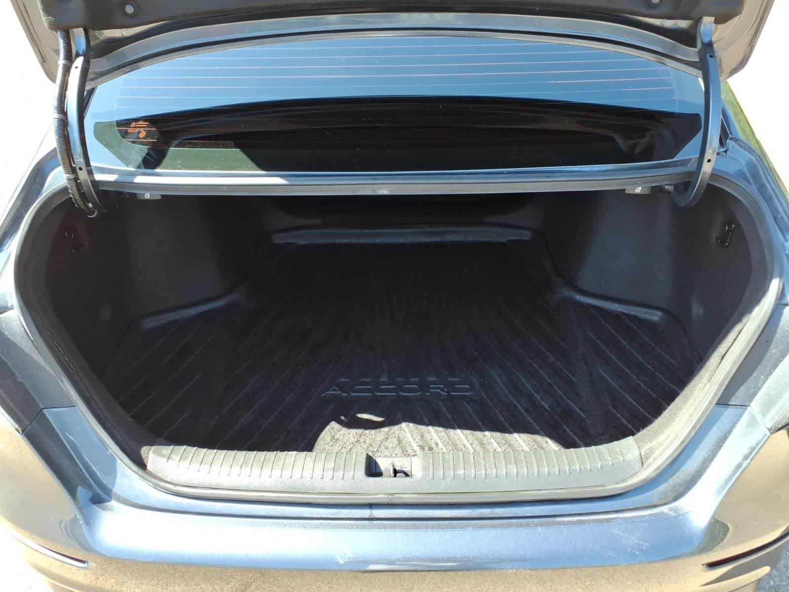 Used 2024 Honda Accord EX image 6