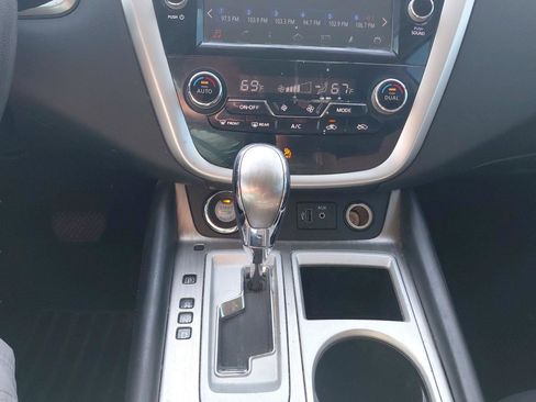 Used 2018 Nissan Murano SV AWD/4WD image 26