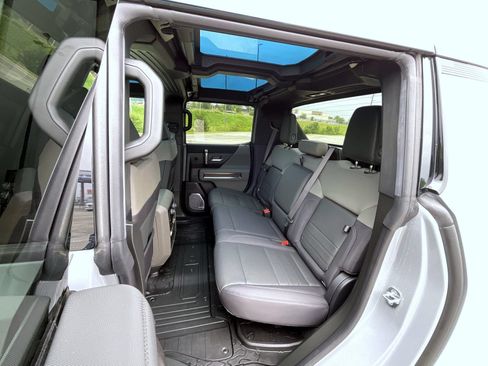 Certified 2025 GMC Hummer EV 3X w/ Battery Pack, 24 Module Pack AWD/4WD image 21
