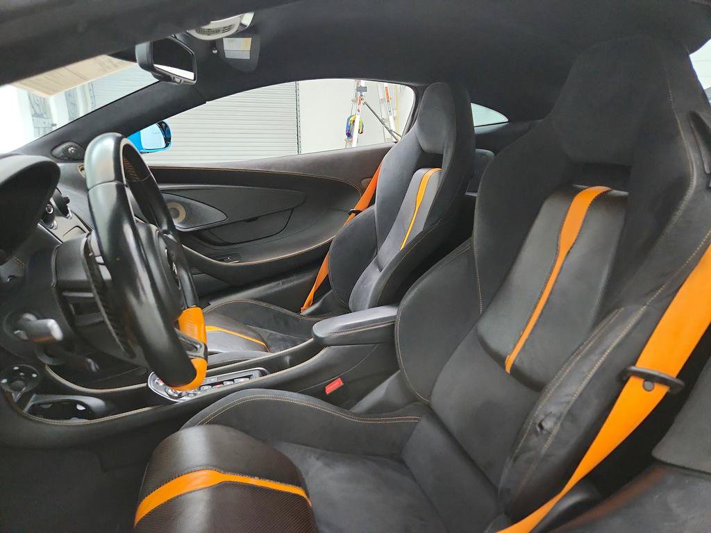 Used 2017 McLaren 570S Coupe RWD image 14