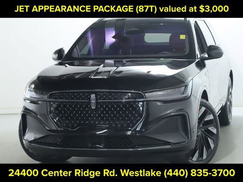 Used 2024 Lincoln Nautilus Black Label w/ Jet Appearance Package (87T) AWD/4WD image 3