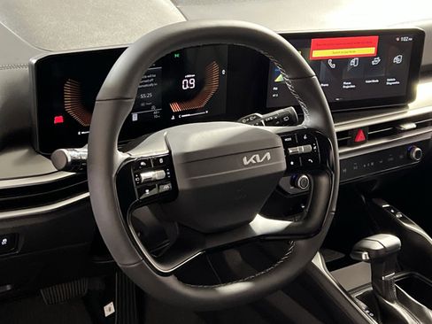 New 2026 Kia Sorento S image 14