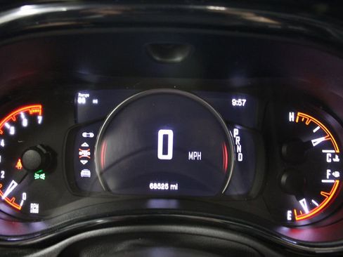 Used 2024 Dodge Durango GT AWD/4WD image 35