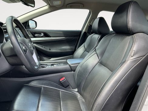 Used 2020 Nissan Maxima 3.5 SV w/ Floor Mat Group image 13