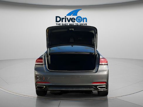 Used 2019 Genesis G80 3.8 image 10