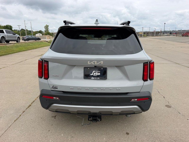 Used 2022 Kia Sorento SX Prestige AWD/4WD image 4