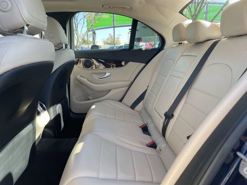 Used 2019 Mercedes-Benz C 300 Sedan image 15