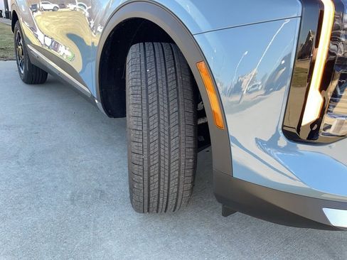 New 2026 Kia Sportage EX image 17