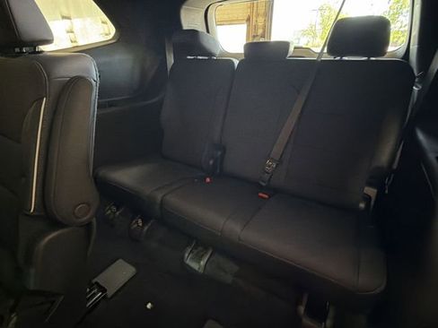Certified 2025 Buick Enclave Preferred w/ LPO, Floor Liner Package AWD/4WD image 24