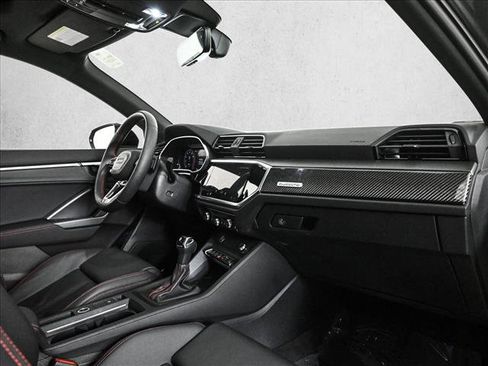 Used 2025 Audi Q3 2.0T Premium Plus w/ Premium Plus Package image 23