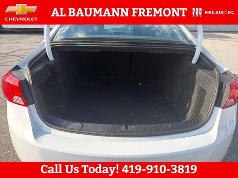 Used 2014 Chevrolet Impala LT FWD image 23
