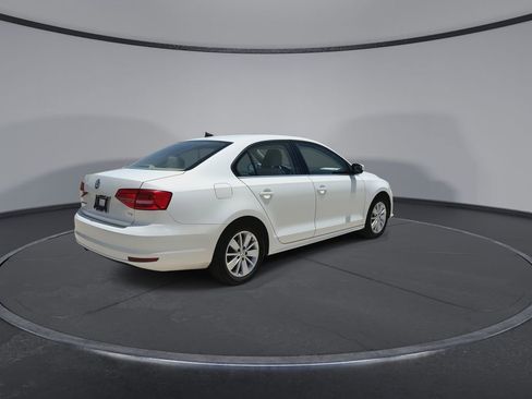 Used 2015 Volkswagen Jetta SE FWD image 8