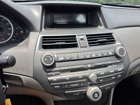 Used 2009 Honda Accord LX-P image 12
