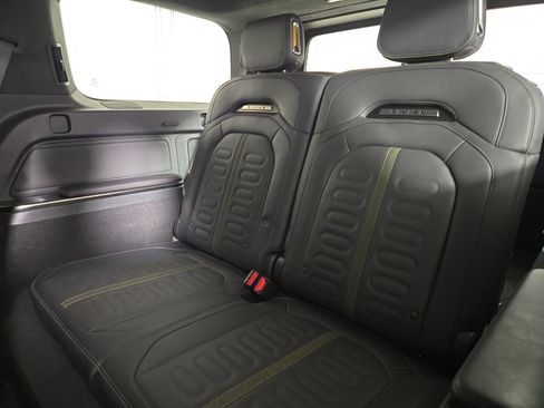 Used 2024 Rivian R1S Adventure image 22