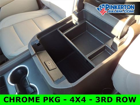 Used 2022 GMC Yukon SLT w/ SLT Premium Package image 30