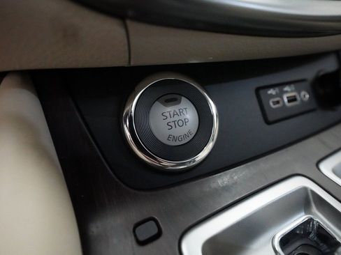 Certified 2024 Nissan Murano Platinum w/ Cargo Package image 33