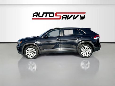 Used 2022 Volkswagen Atlas Cross Sport SE image 4