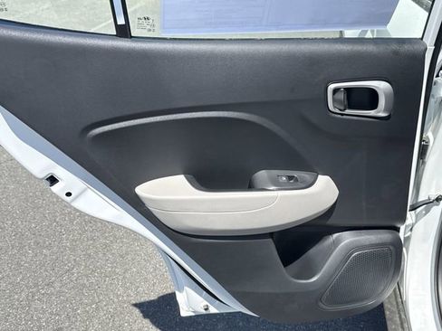 New 2026 Hyundai Venue SEL FWD image 21
