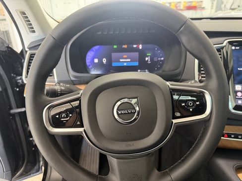 Used 2024 Volvo XC90 T8 Plus AWD/4WD image 15