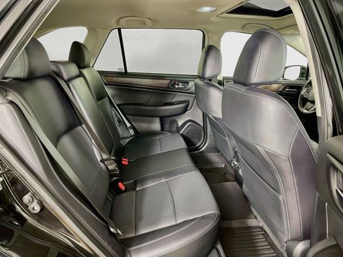 Used 2018 Subaru Outback 2.5i Limited AWD/4WD image 27