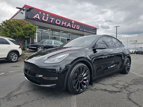 Used 2023 Tesla Model Y Performance AWD/4WD image 1