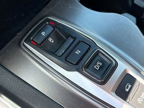 Used 2022 Honda Pilot Sport image 16