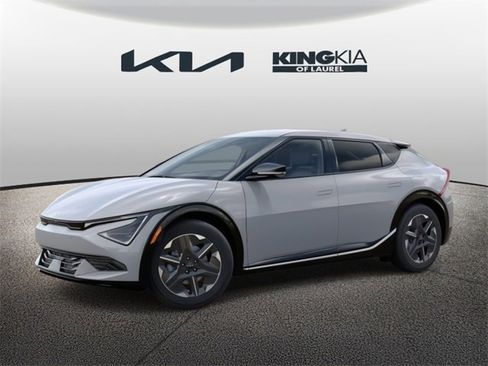 New 2025 Kia EV6 Light image 3