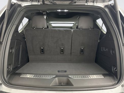 Used 2024 Chevrolet Tahoe High Country image 21