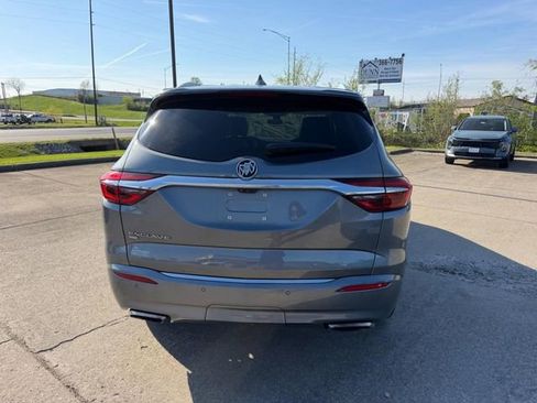 Used 2021 Buick Enclave Avenir w/ Avenir Technology Package AWD/4WD image 3