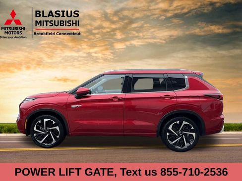 Used 2023 Mitsubishi Outlander SEL image 17