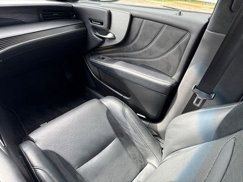 Used 2018 Lexus LS 500 F Sport w/ Performance Package RWD image 15
