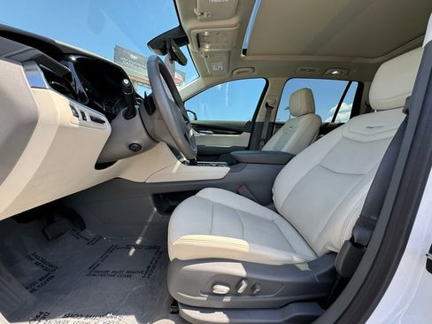 Certified 2024 Cadillac XT6 Premium Luxury w/ Technology Package FWD image 24