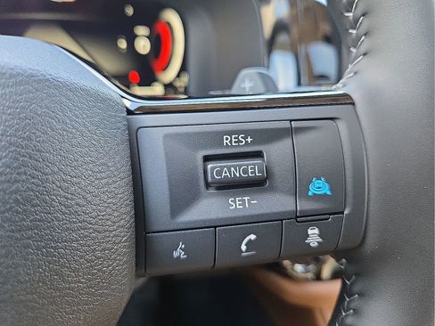 New 2026 Nissan Pathfinder Platinum AWD/4WD image 19