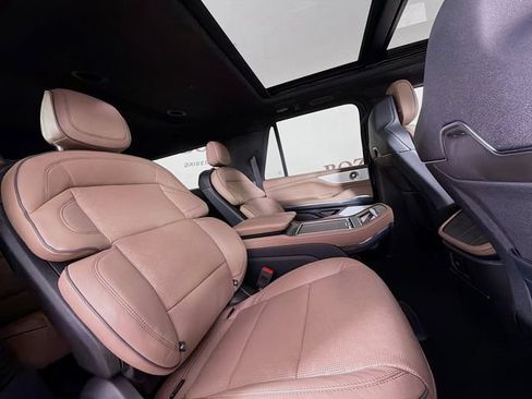 New 2026 Lincoln Navigator L Black Label AWD/4WD image 31