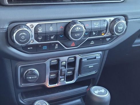 Certified 2025 Jeep Wrangler Sahara 4xe image 11