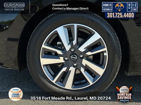 Used 2023 Nissan Versa SV FWD image 5