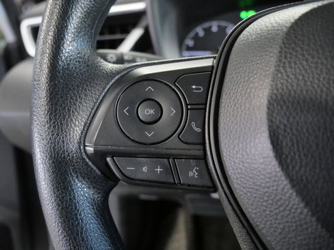 Certified 2024 Toyota Corolla LE image 28