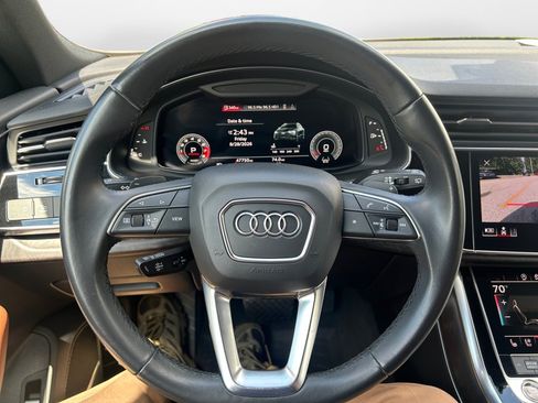 Used 2021 Audi Q8 Premium Plus AWD/4WD image 10