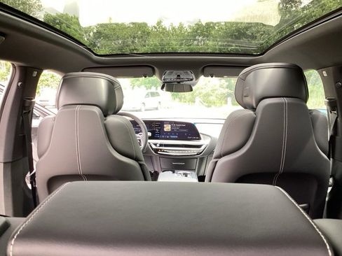 New 2025 Cadillac Lyriq Luxury image 8